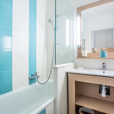 Apartment Saint-raphael Valescure - Maeva - 4 Personnes Selection Mae-3064 *