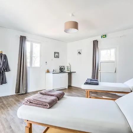 Apartment Saint-raphael Valescure - Maeva - 4 Personnes Selection Mae-3064 *